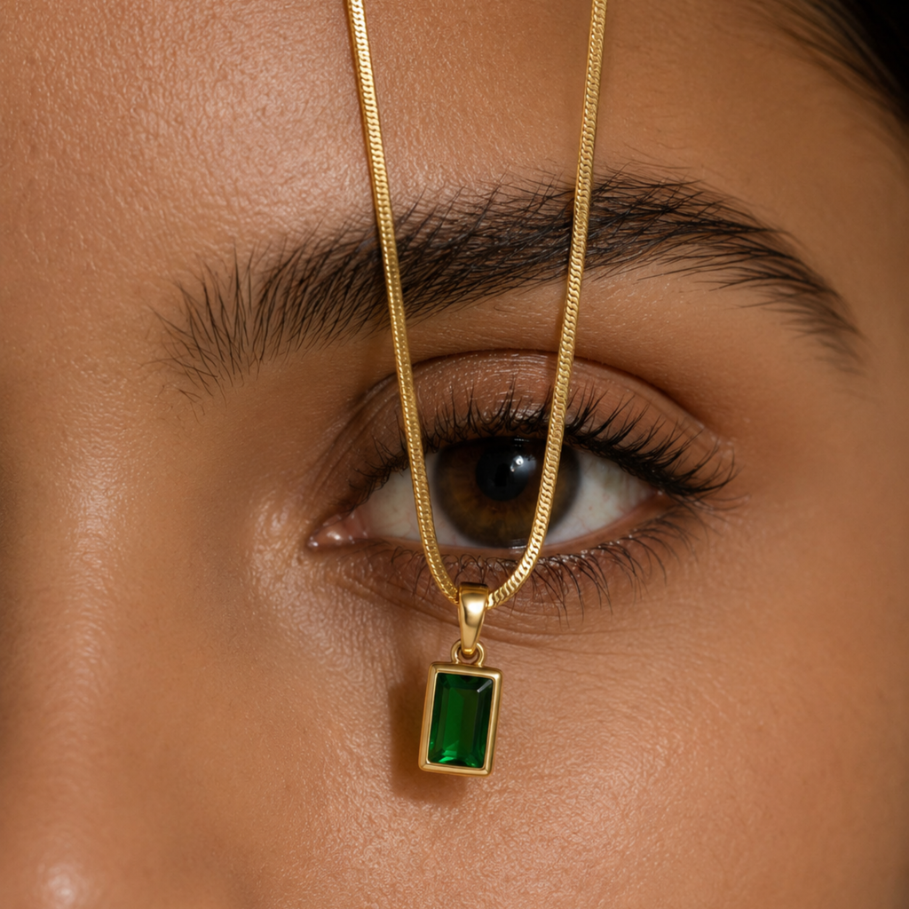 The Everyday Signature Emerald Pendant with Chain