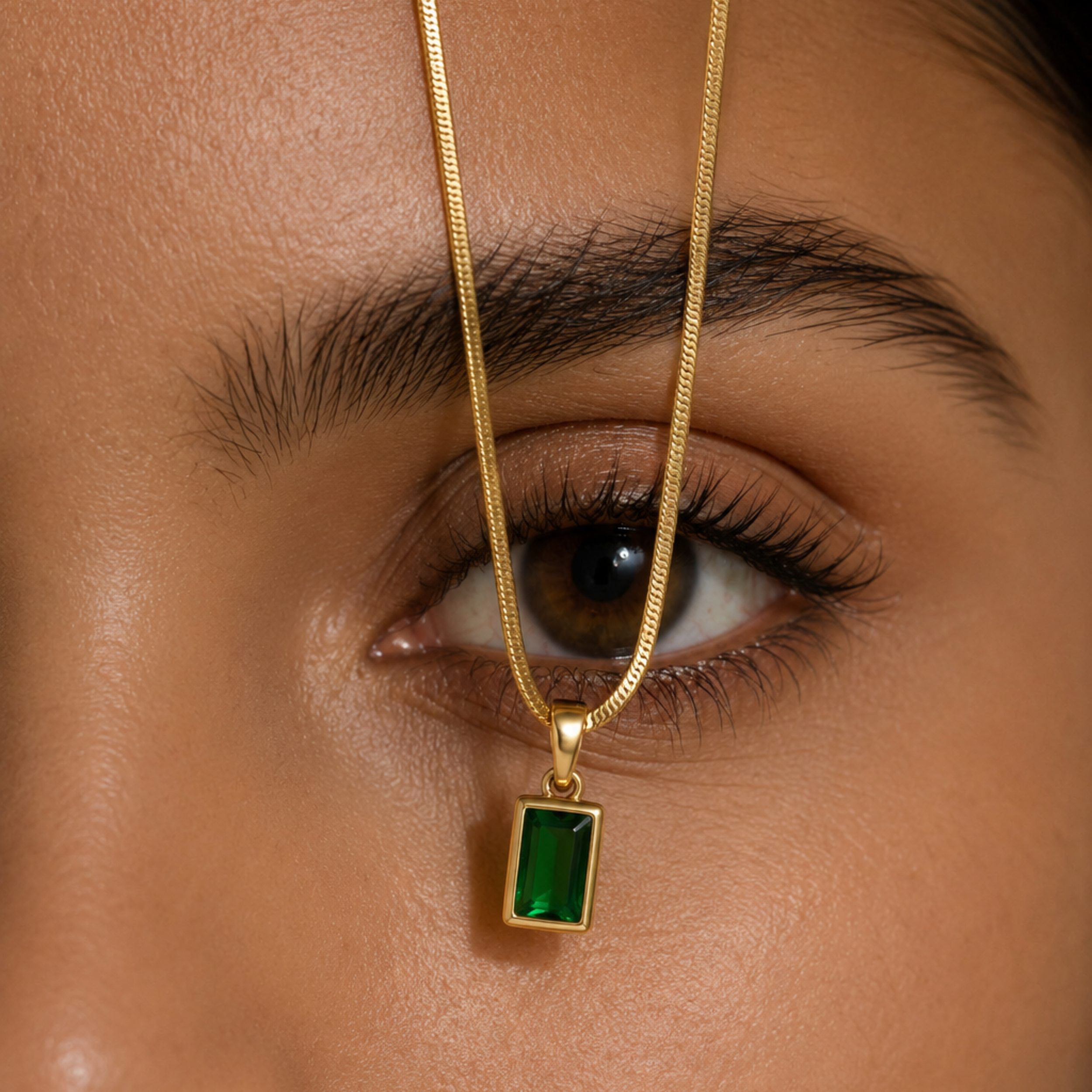 The Everyday Signature Emerald Pendant with Chain