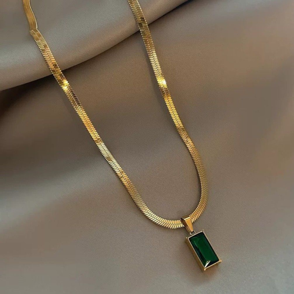 The Everyday Signature Emerald Pendant with Chain